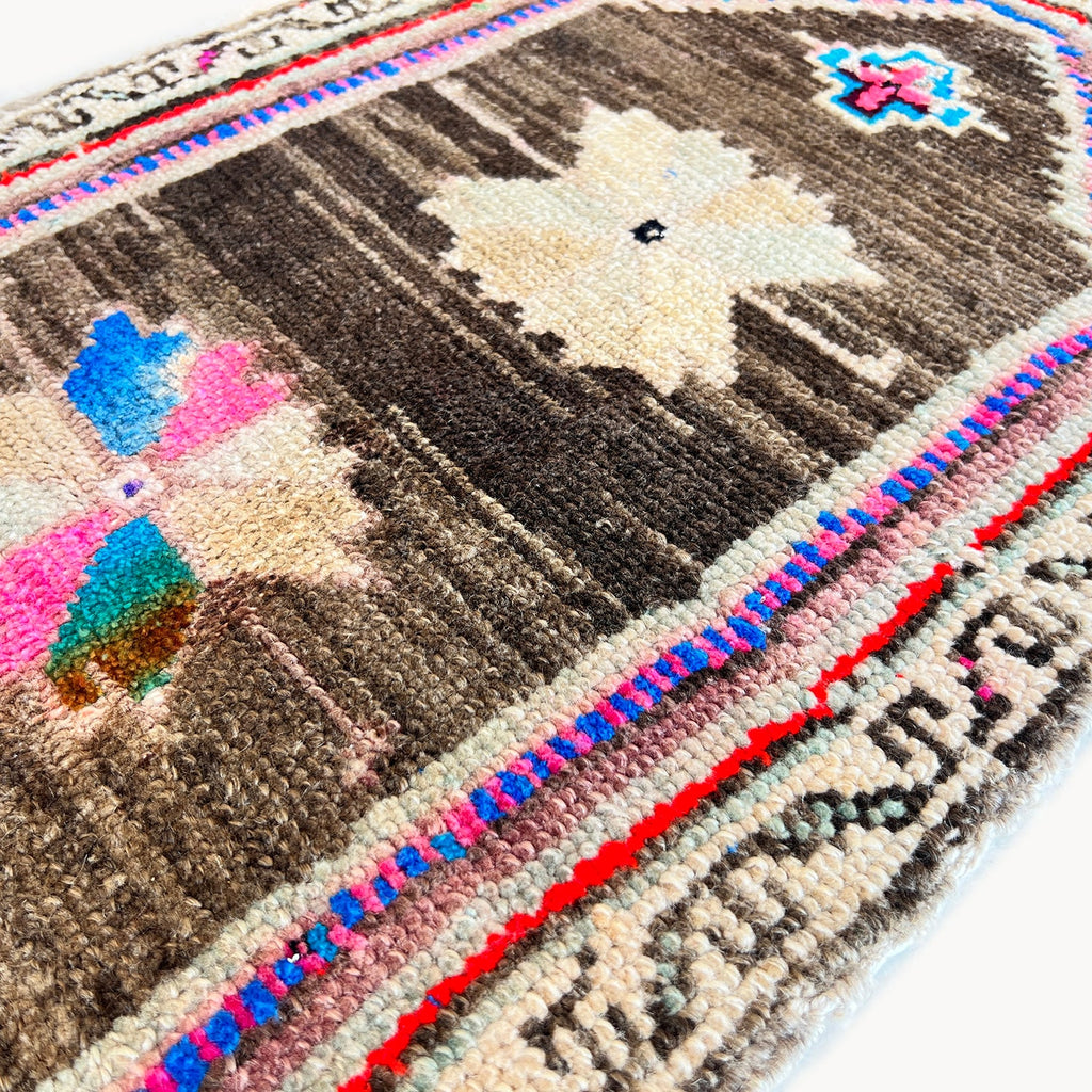 Toronto Vintage Turkish Mini Rug | 1'6" x 3'